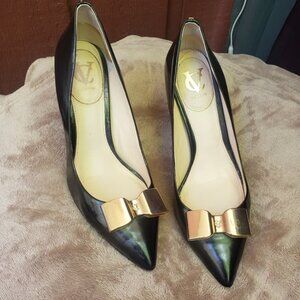 Vero  uoio Bla k Leather and Gold Hardware Womens Heels